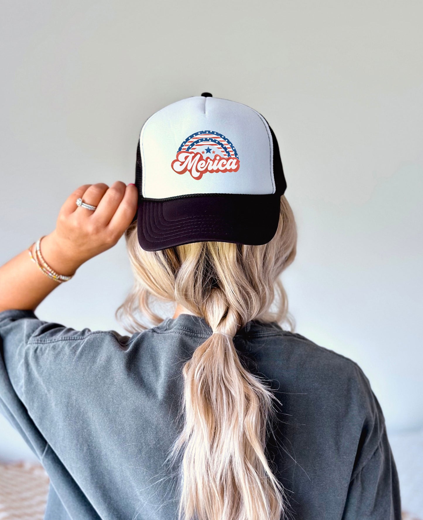 Vintage America Rainbow Trucker Cap - Vintage America Snap Back Hat, 4th of July Gift, Patriotic Cap for Men & Women, 4th of July Hat