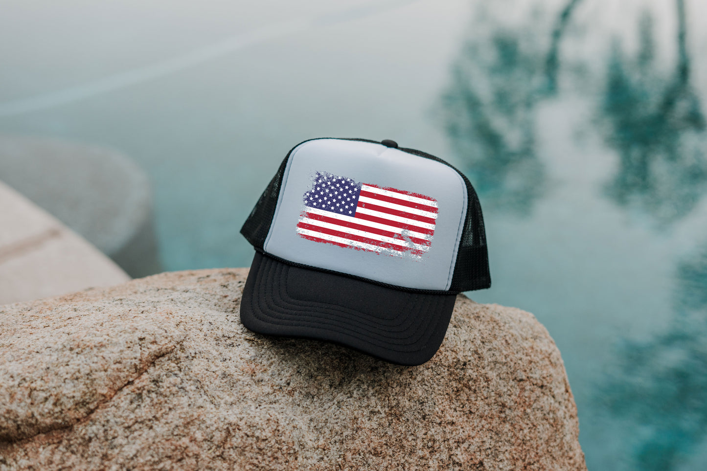 Vintage Distressed American Flag Trucker Cap - Patriotic Snap Back Hat, 4th of July Gift for Men & Women - USA Flag Baseball Hat, Patriotic
